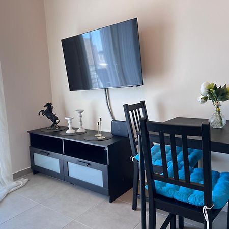 Anastasia'S Lux City Apartment ! Александруполис Екстериор снимка