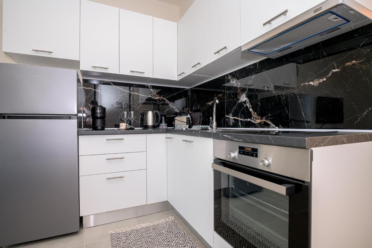 Anastasia'S Lux City Apartment ! Александруполис Екстериор снимка